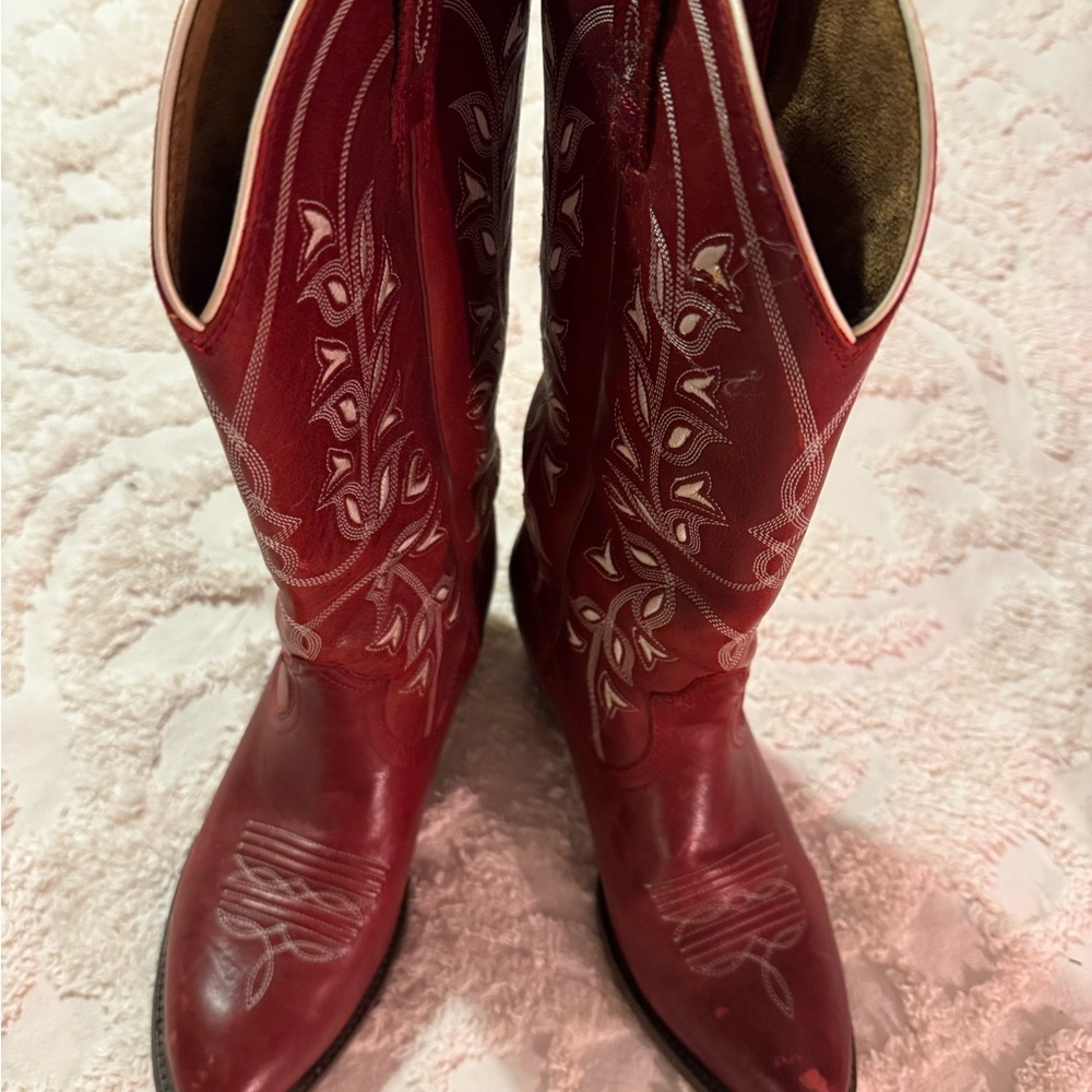 Ariat Red Women's Heeled Western Boots